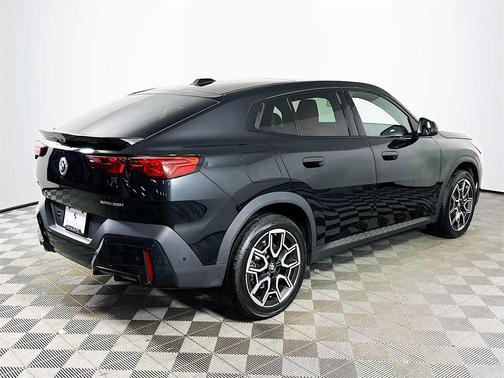 2025 BMW X2 xDrive28i