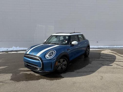 2023 MINI Hardtop Cooper