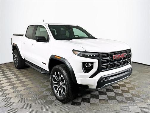 2024 GMC Canyon Base