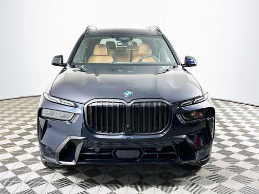 Black Sapphire Metallic 2026 BMW X7 xDrive40i