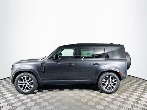 2025 Land Rover Defender 110 P300