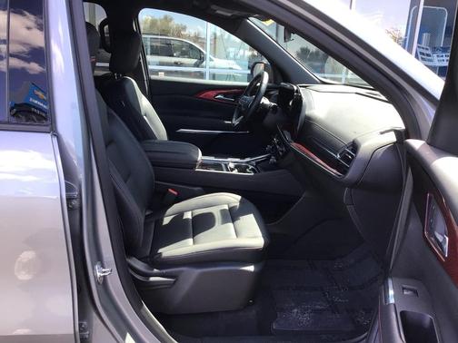 Gray 2025 Chevrolet Traverse Z71