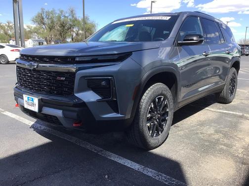 Gray 2025 Chevrolet Traverse Z71