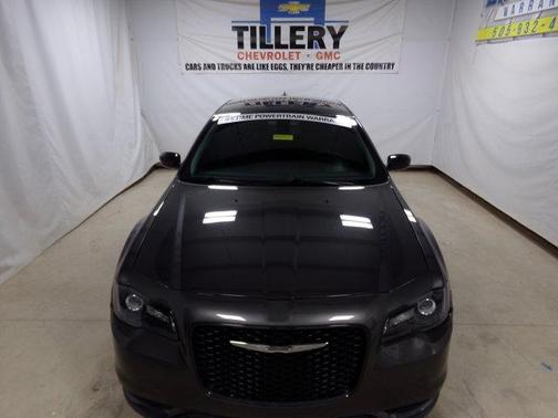 2020 Chrysler 300 Touring