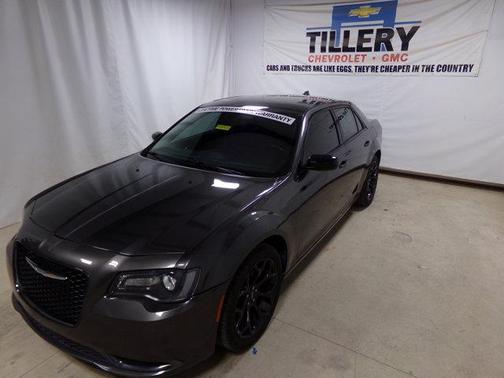 2020 Chrysler 300 Touring
