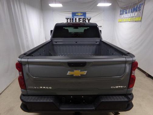 2025 Chevrolet Silverado 2500 Custom