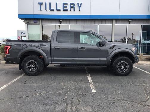 2020 Ford F-150 Raptor
