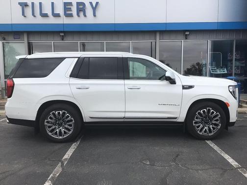 White 2023 GMC Yukon Denali Ultimate