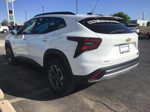 White 2025 Chevrolet Trax LT