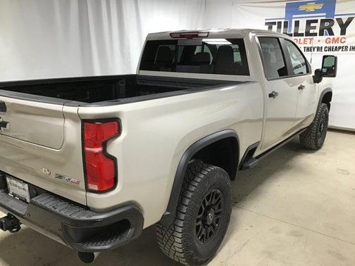 2026 Chevrolet Silverado 2500 ZR2