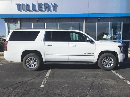 White 2015 Chevrolet Suburban 1500 LS