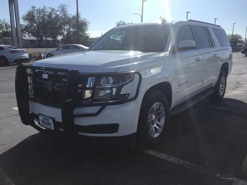 White 2015 Chevrolet Suburban 1500 LS