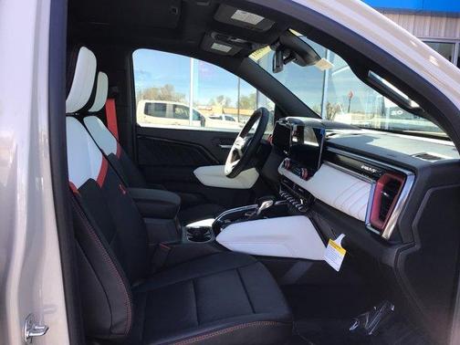 2026 GMC Canyon AT4X