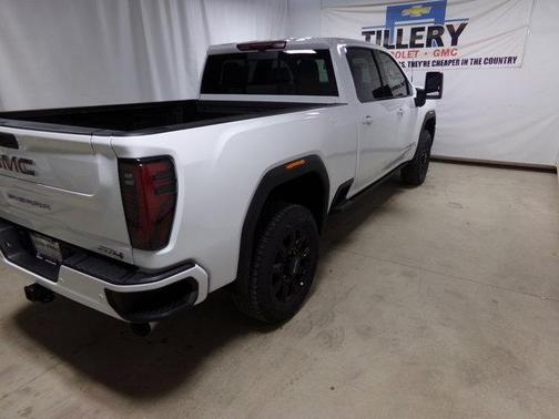 2026 GMC Sierra 2500 AT4