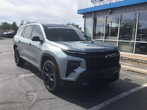 Gray 2024 Chevrolet Traverse RS