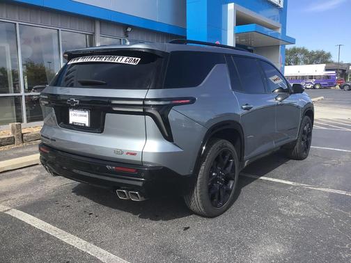 Gray 2024 Chevrolet Traverse RS