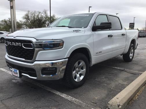 Bright White Clearcoat 2025 RAM 1500 Big Horn