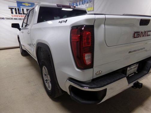 2025 GMC Sierra 1500 SLE