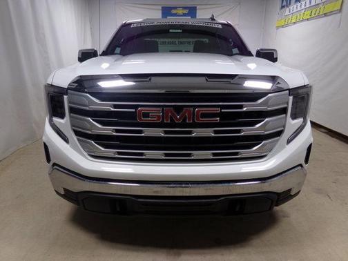 2025 GMC Sierra 1500 SLE