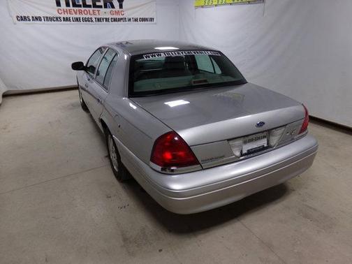 2006 Ford Crown Victoria LX