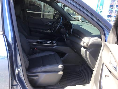 Lakeshore Blue Metallic 2025 Chevrolet Equinox LT