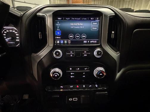 Pacific Blue Metallic 2022 GMC Sierra 2500 SLE