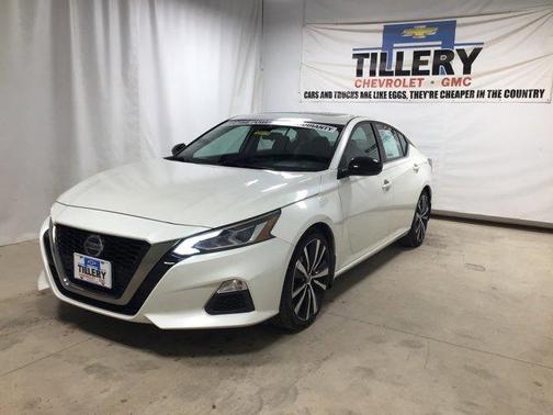 2020 Nissan Altima 2.0 SR