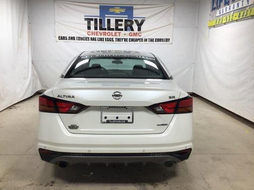 2020 Nissan Altima 2.0 SR