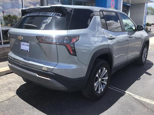 Black 2025 Chevrolet Equinox LT