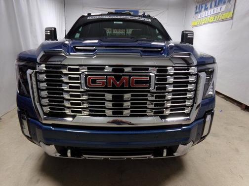 2025 GMC Sierra 2500 Denali