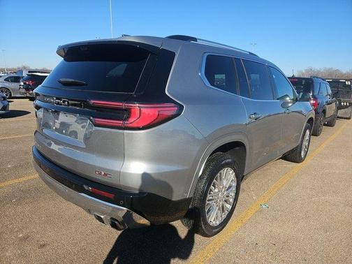 2025 GMC Acadia Denali