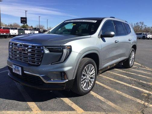 2025 GMC Acadia Denali