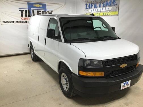 2025 Chevrolet Express 2500 Work Van