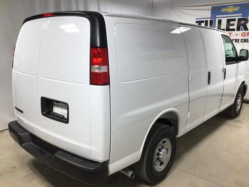 2025 Chevrolet Express 2500 Work Van
