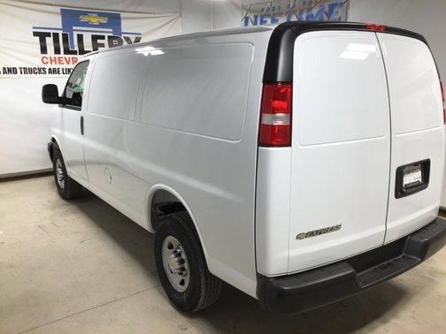 2025 Chevrolet Express 2500 Work Van