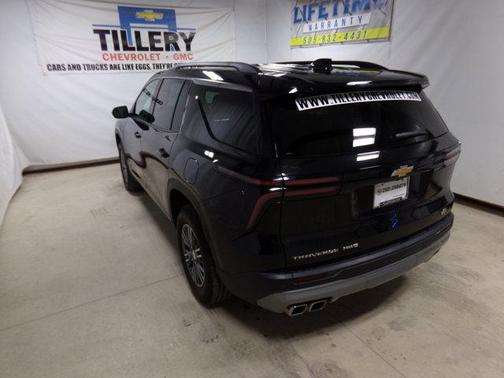 2025 Chevrolet Traverse LT