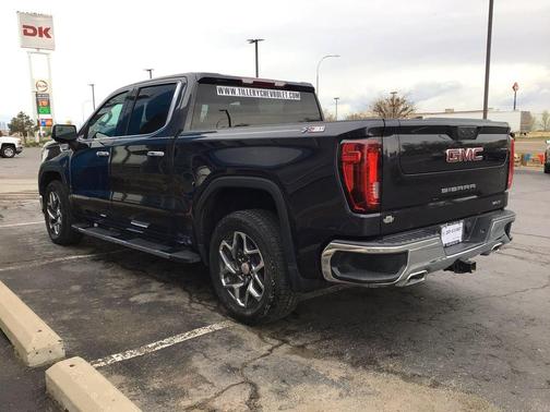 2022 GMC Sierra 1500 SLT