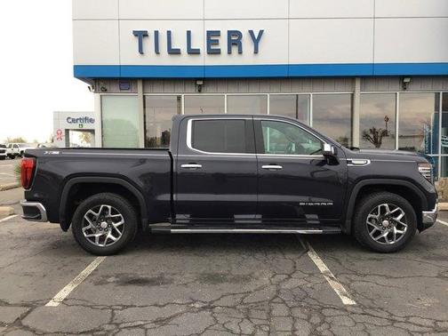 2022 GMC Sierra 1500 SLT