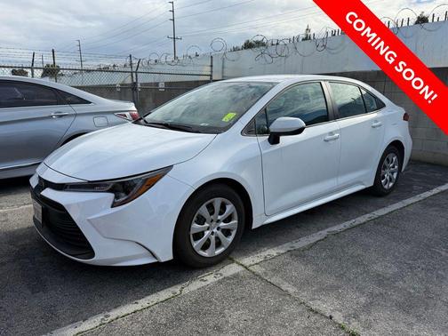 2025 Toyota Corolla LE