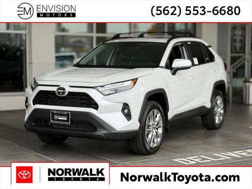 2025 Toyota RAV4 XLE Premium