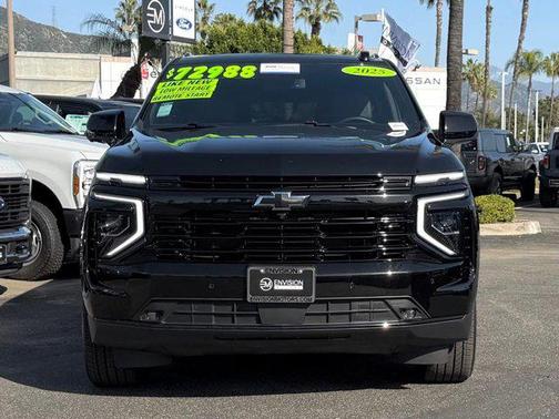 2025 Chevrolet Suburban RST