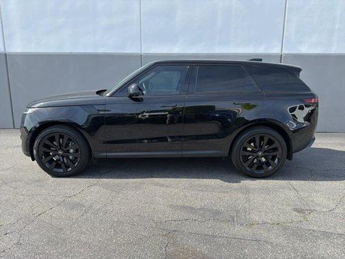 2024 Land Rover Range Rover Sport SE