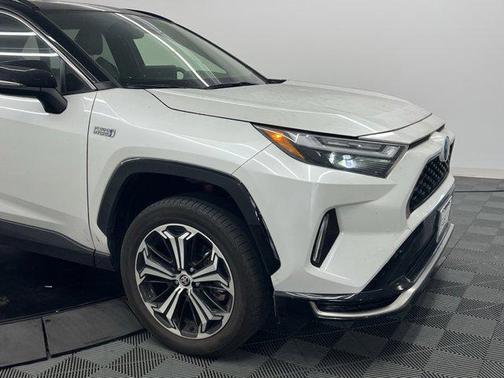 2024 Toyota RAV4 Prime XSE