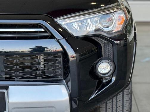 2021 Toyota 4Runner TRD Off Road