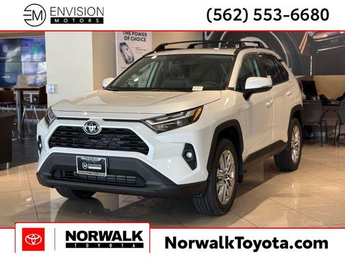 2025 Toyota RAV4 XLE Premium