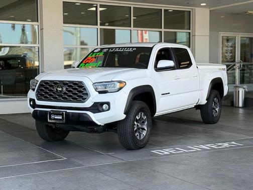 2023 Toyota Tacoma TRD Sport