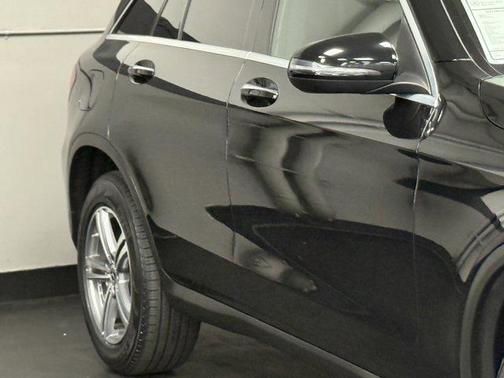 2022 Mercedes-Benz GLC 300 Base