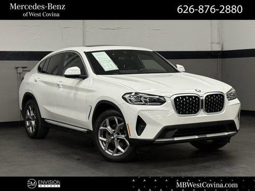 2023 BMW X4 xDrive30i