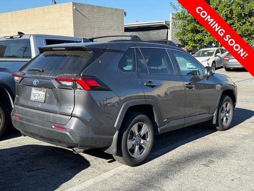 2022 Toyota RAV4 Hybrid LE