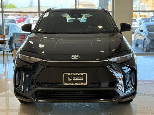 2025 Toyota bZ4X XLE